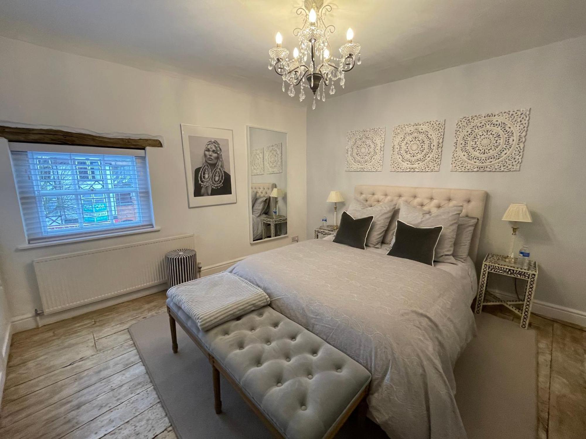 Entire Georgian Luxury Home - 3 Storey- High St Henley-In-Arden -Two Bedrooms-Sleeps 4 Exteriör bild